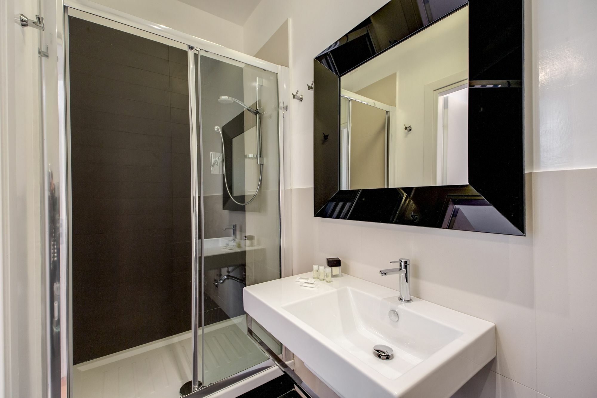 Imperia Suite Rom Exteriör bild